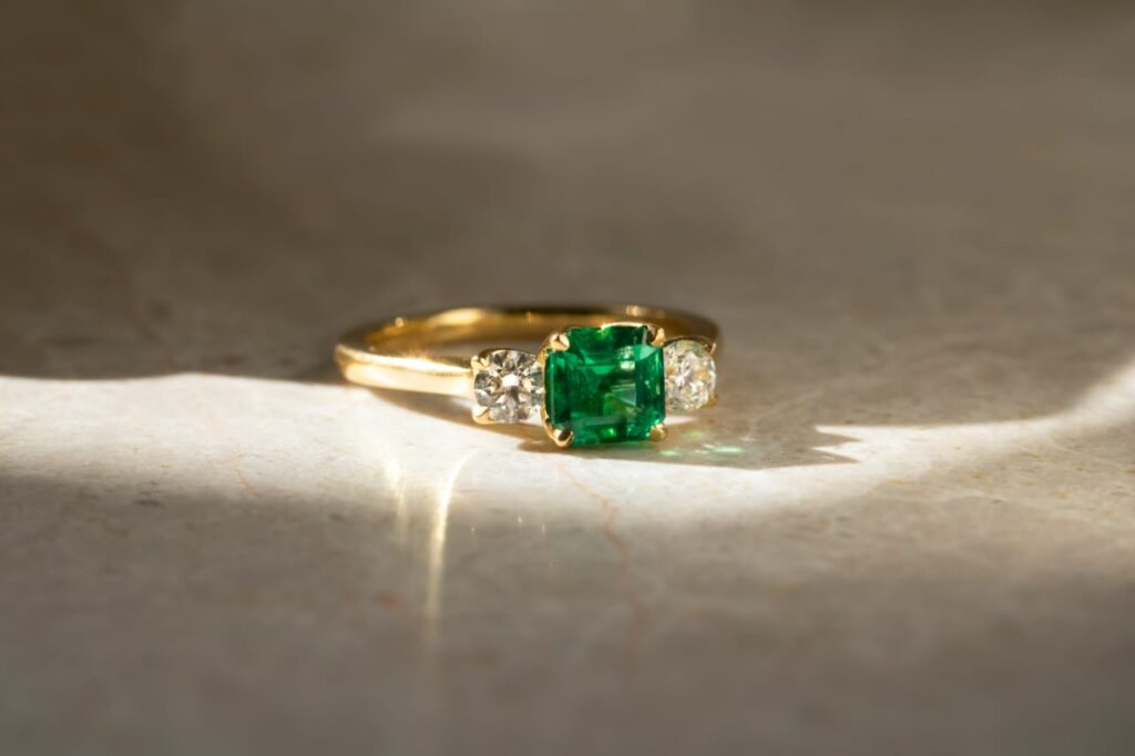 Melt Her Heart with the Diamond Engagement Rings 1.5 Carat