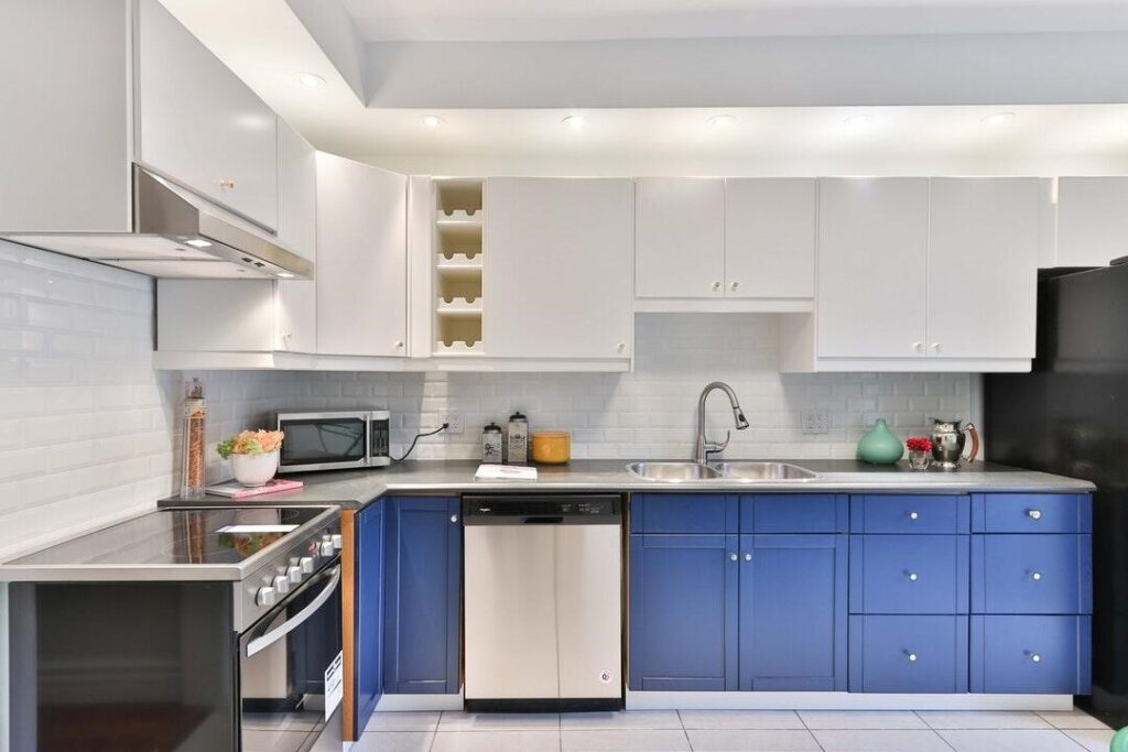 Top 6 Corner Kitchen Cabinet Designs for Modern Homes