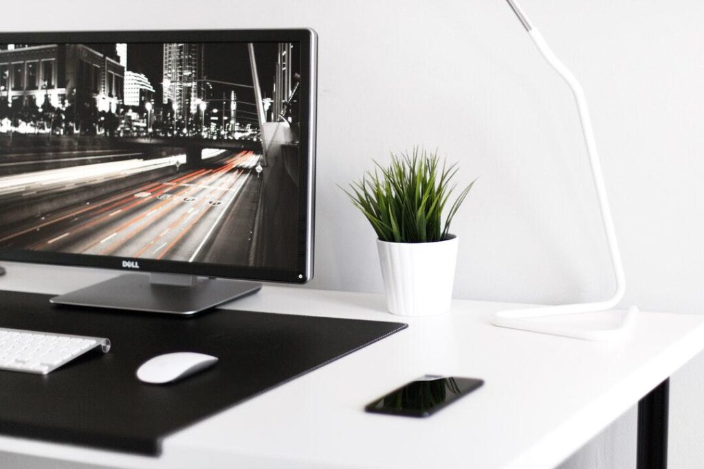 The Ultimate Guide to Choosing the Right PC Outlet for Your Needs