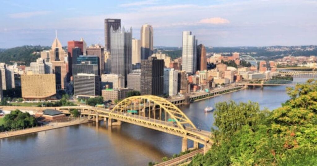 Why Pittsburgh, Pennsylvania Should Be on Your Travel Bucket List