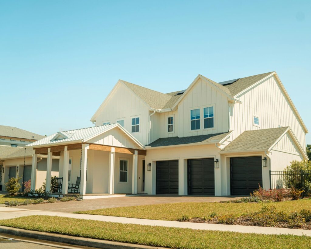 Understanding the Risks and Rewards of Short Sale Homes